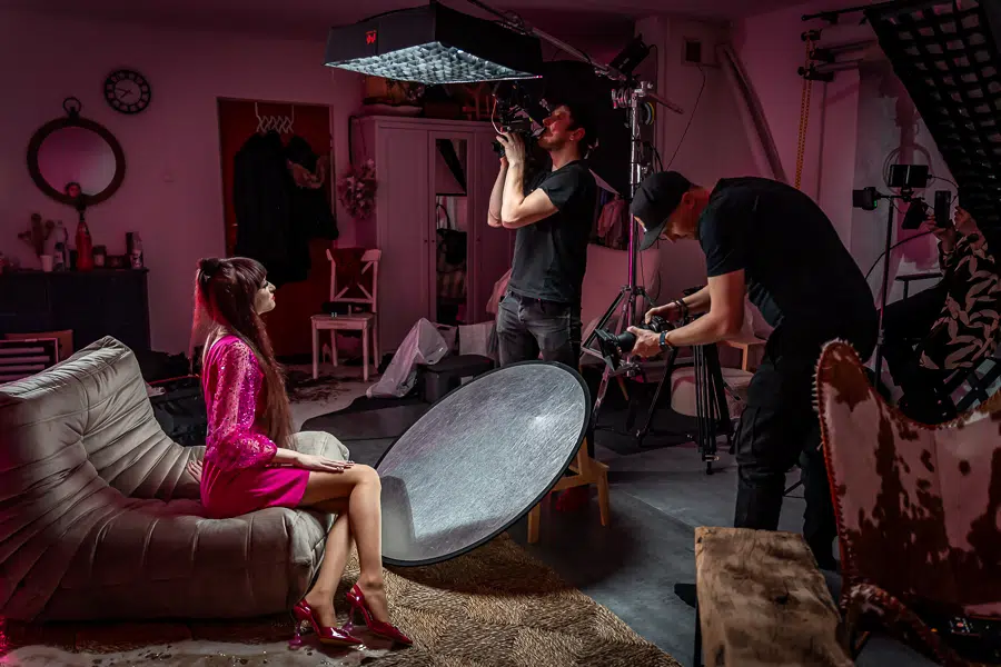 Atmosfera na planie – backstage teledysku Look at me